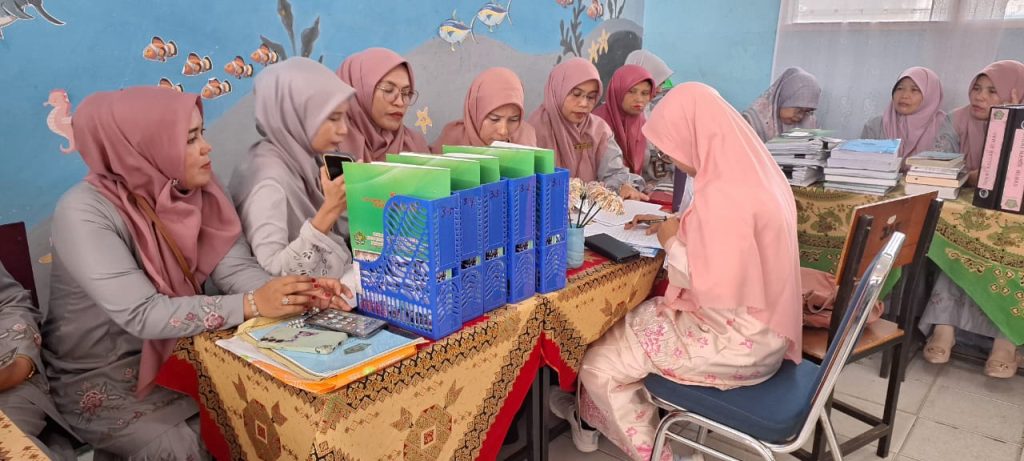 Penilaian Kinerja Kepala Madrasah MTsN 4 Tanah Datar Tahun 2025