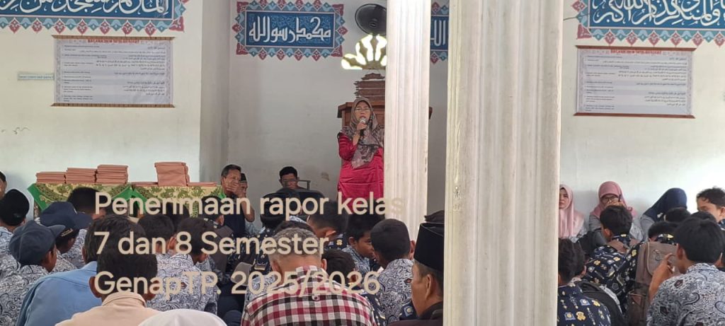 Penerimaan Rapor kelas 7 dan kelas 8 TP.2025/2026