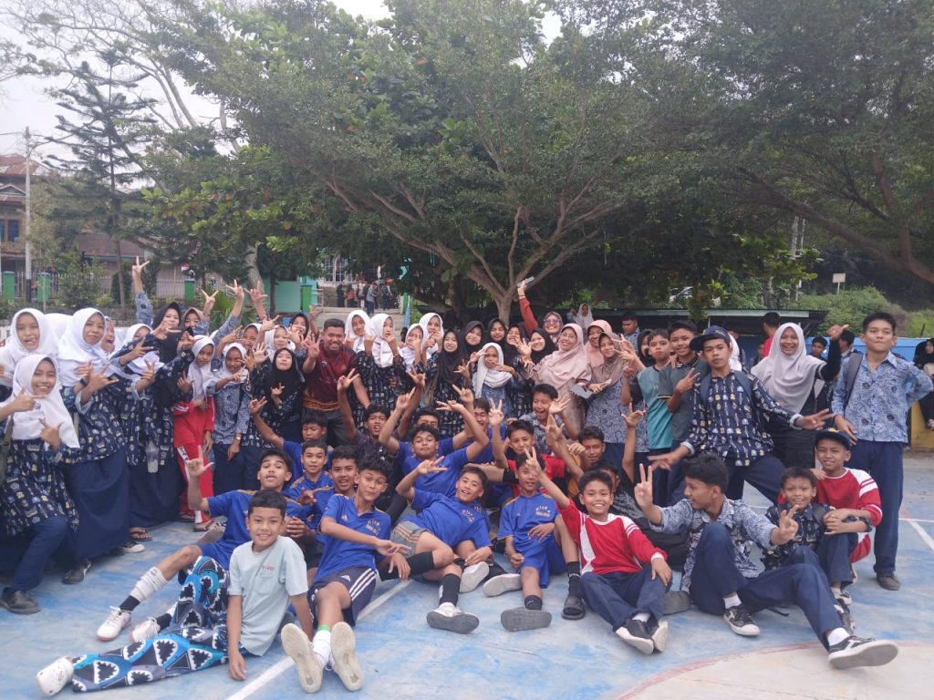 MTsN 4 Tanah Datar Raih Juara 1 Lomba Futsal Tingkat SLTP/MTs